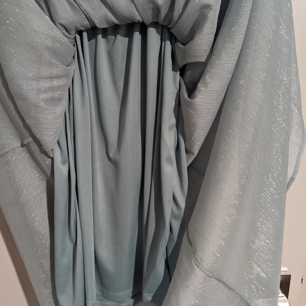 Dress - Picture 6 of 6